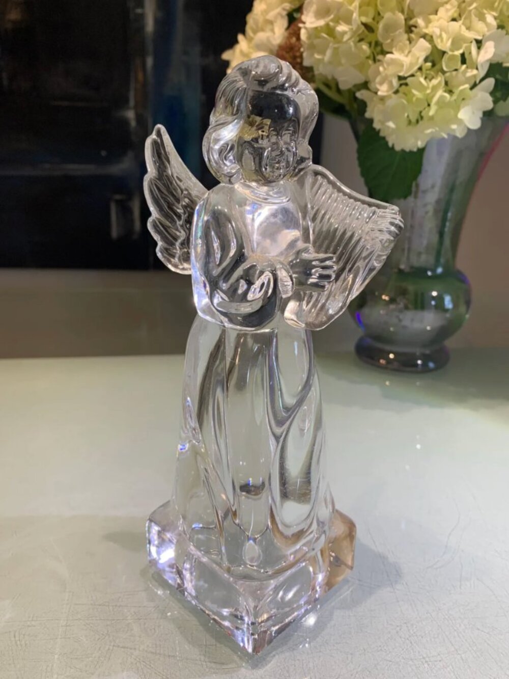 Herald Collection Crystal Angel - Mikasa 8" Figurine w/ Musical Harp